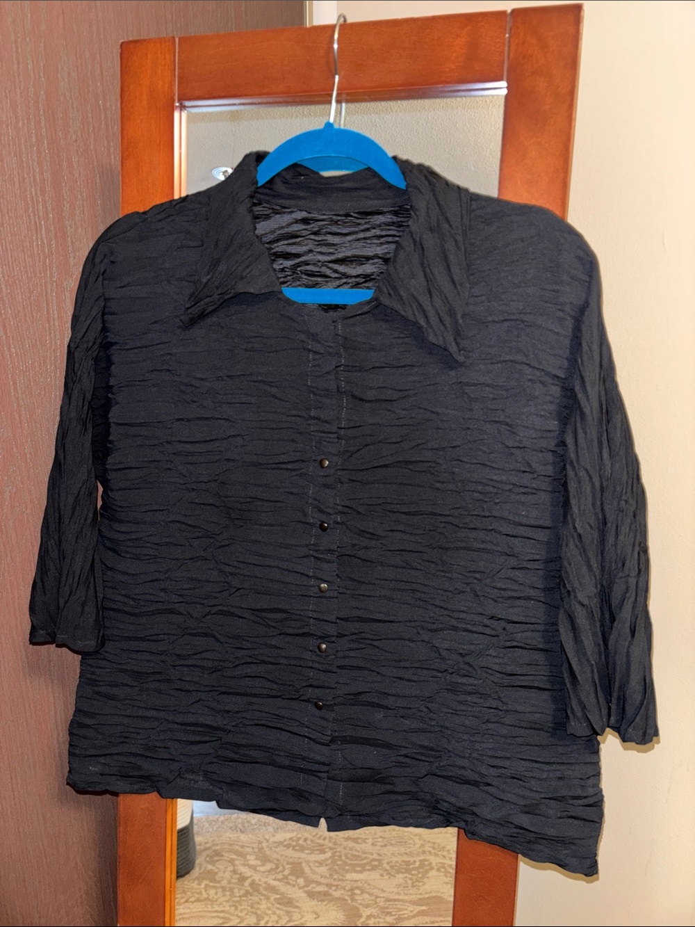 Babette Half Sleeve Black Buttoned Shirt